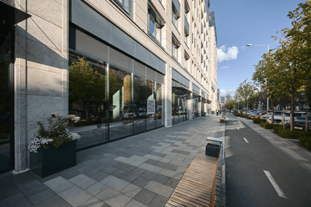 Коммерческая