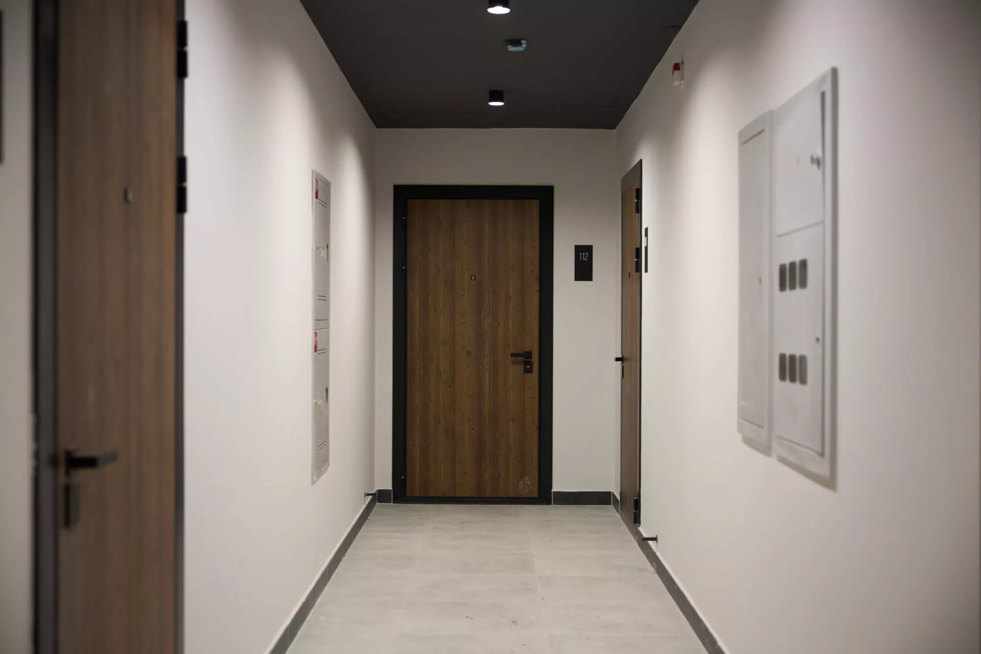 В 1 и 2 секциях четвёртого дома:

– идёт передача квартир. 

Фотография загружена 1 апреля 2024 года.