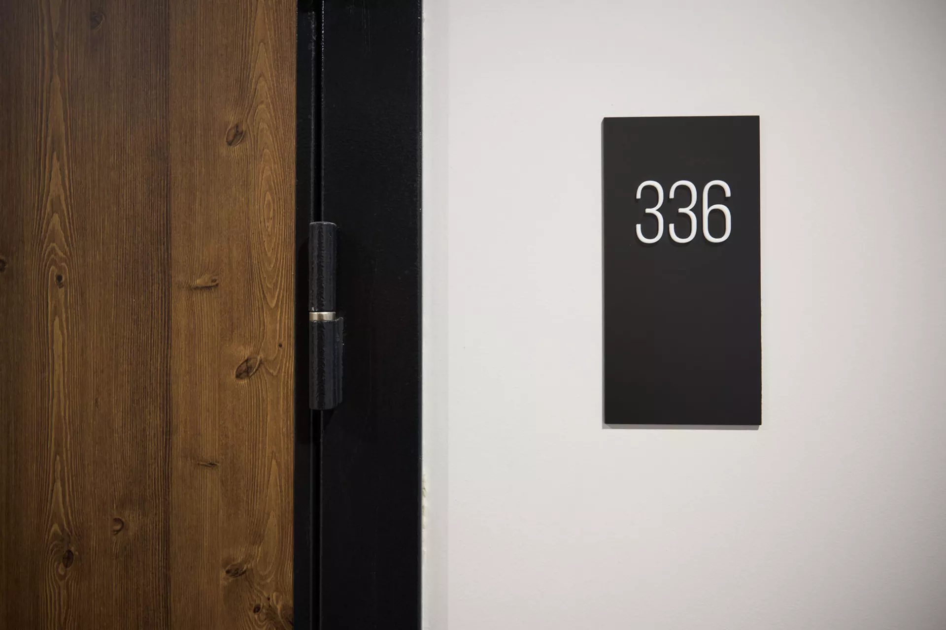 В 1 и 2 секциях четвёртого дома:

– идёт передача квартир. 

Фотография загружена 1 апреля 2024 года.