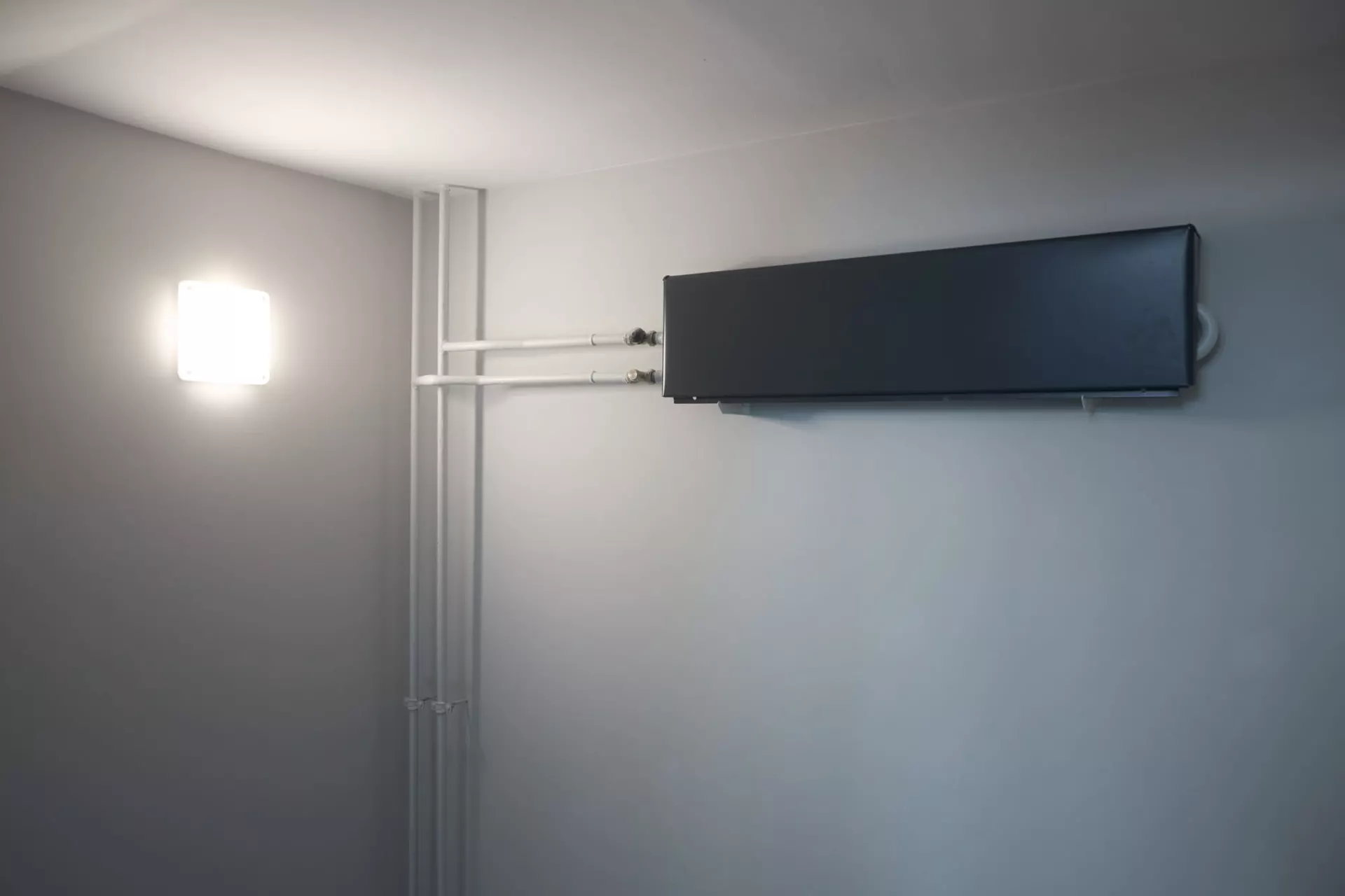 В 1 и 2 секциях четвёртого дома:

– идёт передача квартир. 

Фотография загружена 1 апреля 2024 года.