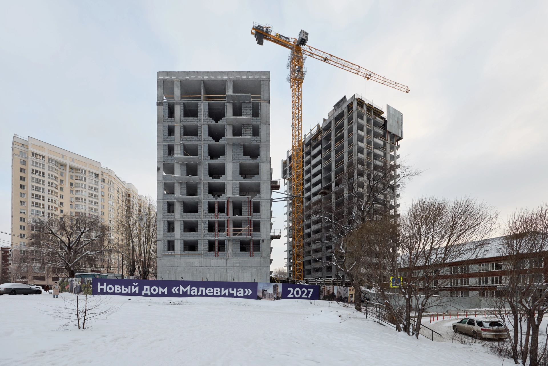 1 секция шестого дома

заливаем монолит 19 этажа
выполняем кладку стен на 9 этаже

2 секция шестого дома

завершили монолитные работы
возводим стены на 9 этаже
работаем над устройством коммуникаций вентиляции, пожаротушения и дымоудаления