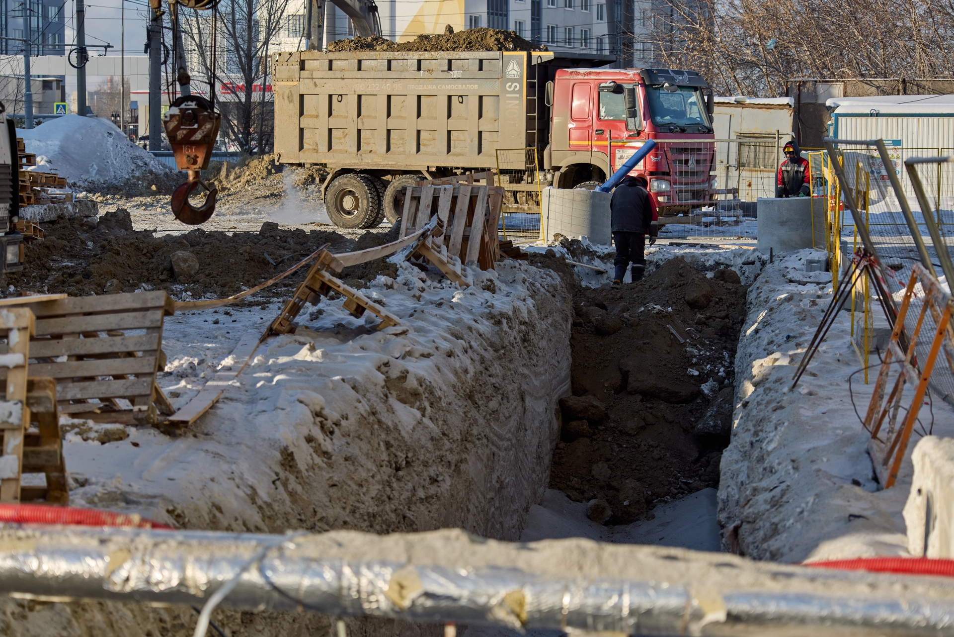 Первая башня

завершили монолитные работы
работаем над устройством наружного водопровода