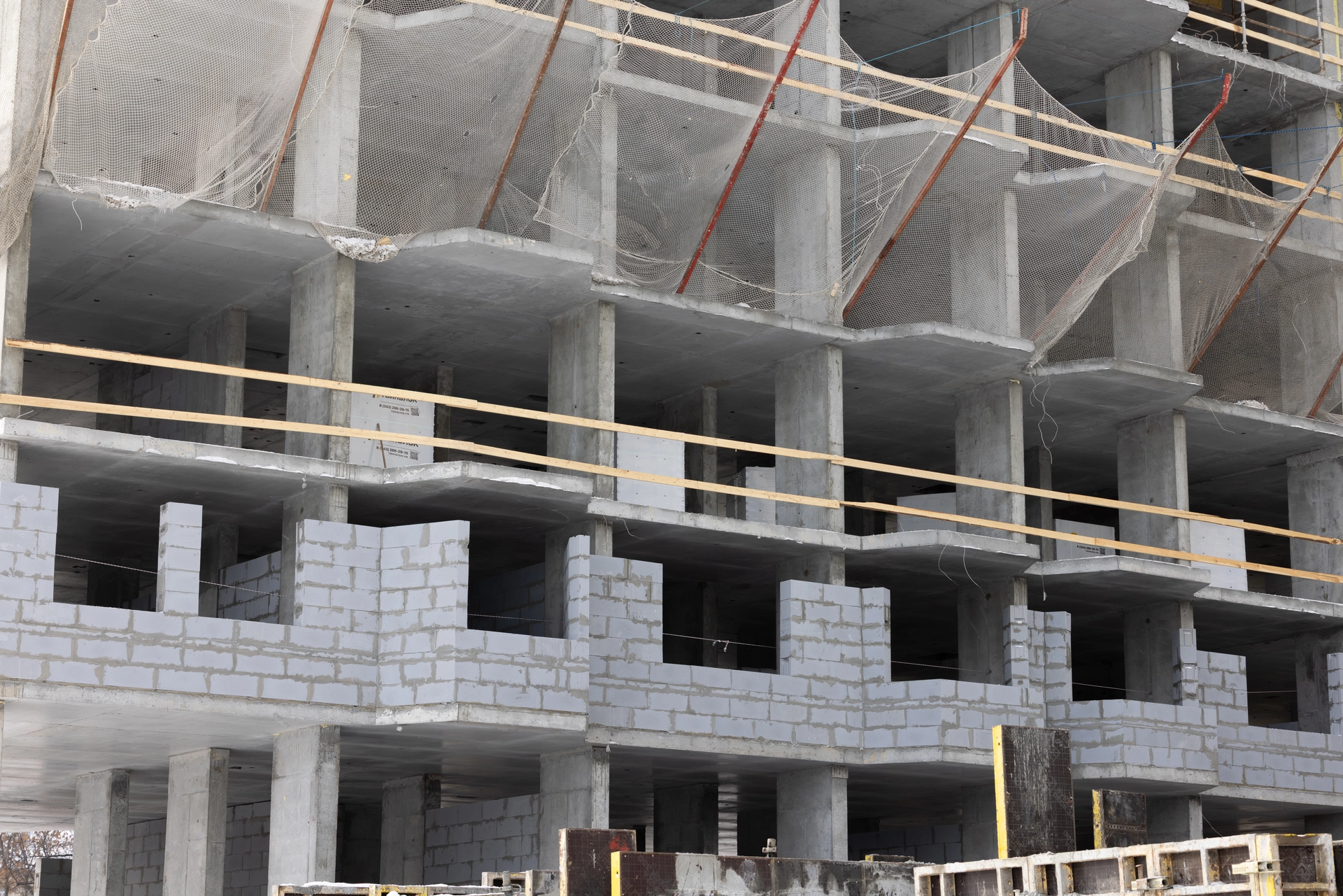 Парк Победы

6 секция второго дома

установили плиту перекрытия над 7 этажом
выполняем кладку стен на 1 и 2 этажах

7 секция второго дома

установили плиту перекрытия над 9 этажом
выполняем кладку стен на 1 и 2 этажах

Паркинг

разрабатываем котлован рядом с 7 секцией


Фотография загружена 1 марта 2026 года.