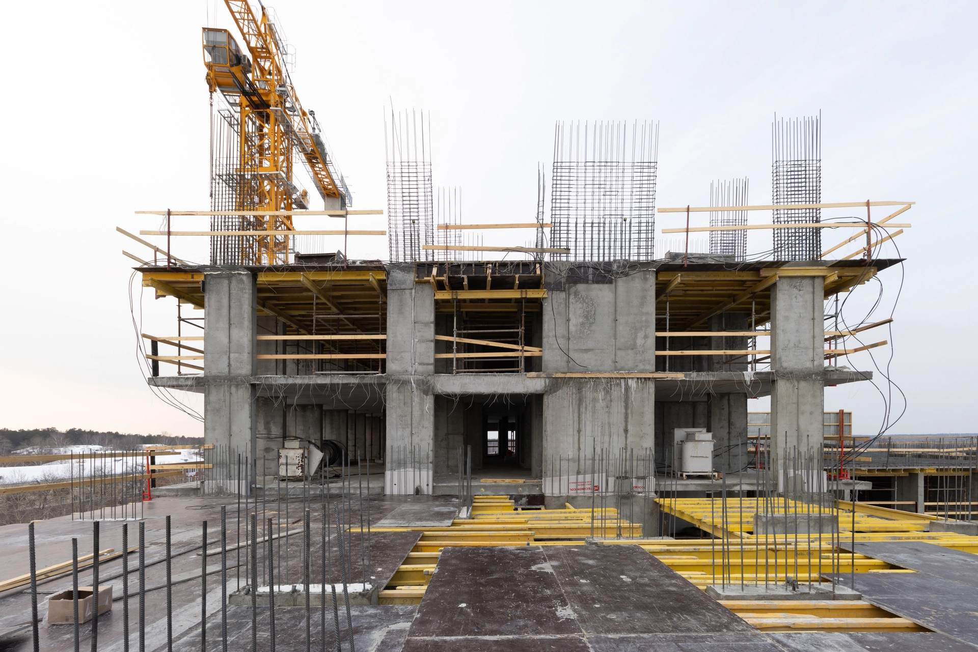 Парк Победы

6 секция второго дома

установили плиту перекрытия над 8 этажом
выполняем кладку стен на 1 и 2 этажах

7 секция второго дома

возводим 11 этаж
выполняем кладку стен на 1 и 2 этажах

Паркинг

приступили к работам по паркингу рядом с 7 секцией

Фотография загружена 15 марта 2026 года.